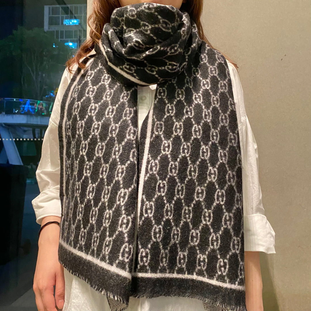 China Replica Gucci Scarf 46usd Only