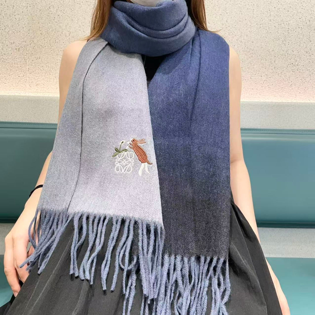 China Replica Loewe Scarf 52usd Only
