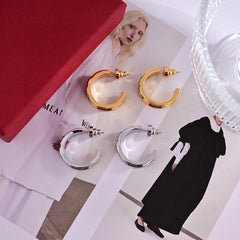 China Replica Valentino Earrings 22usd Only