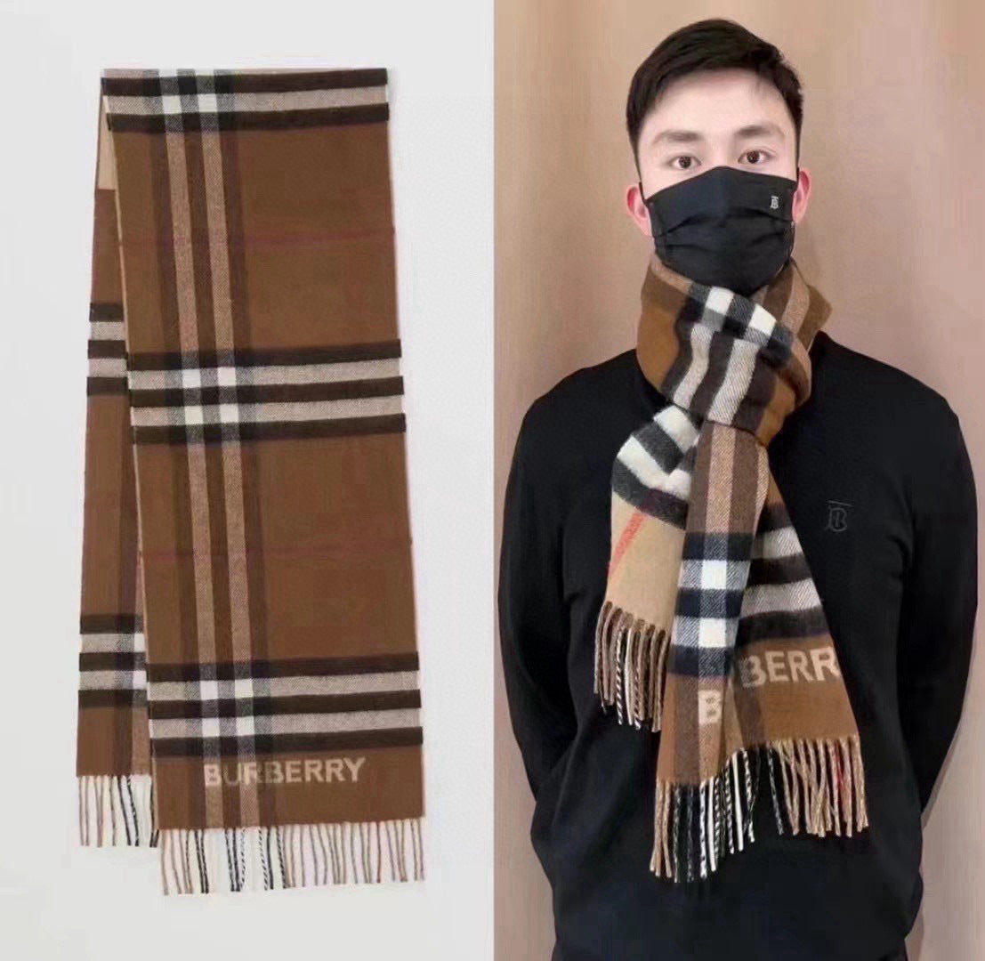 China Replica Burberry Scarf 38usd Only