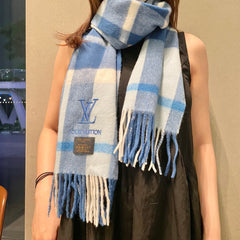 China Replica LV Scarf 48usd Only