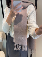 China Replica Loewe Scarf 50usd Only