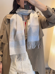 China Replica Burberry Scarf 48usd Only