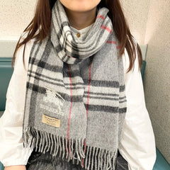 China Replica Burberry Scarf 48usd Only