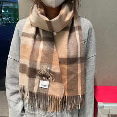 China Replica Burberry Scarf 48usd Only