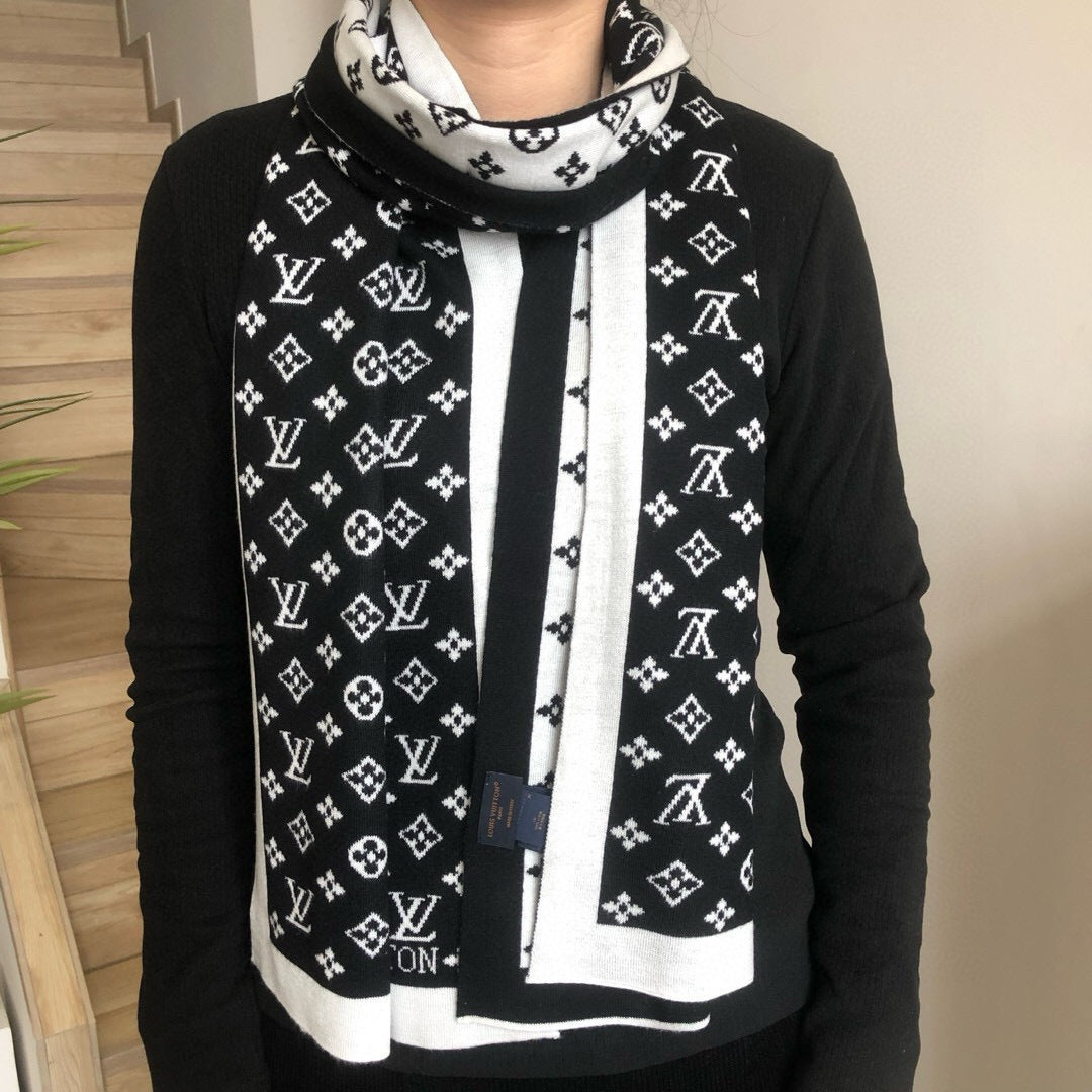 China Replica LV Scarf 48usd Only