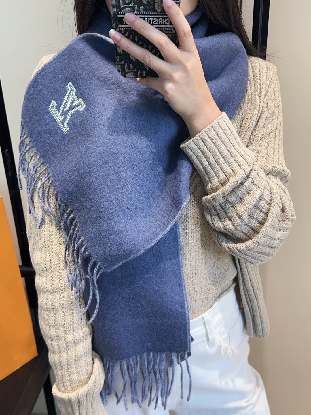 China Replica LV Scarf 50usd Only