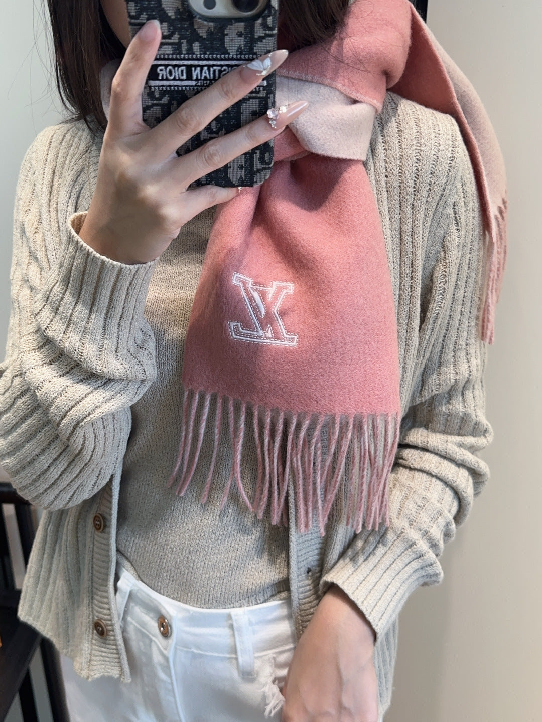 China Replica LV Scarf 50usd Only