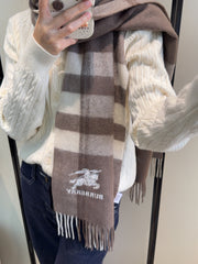 China Replica Burberry Scarf 46usd Only