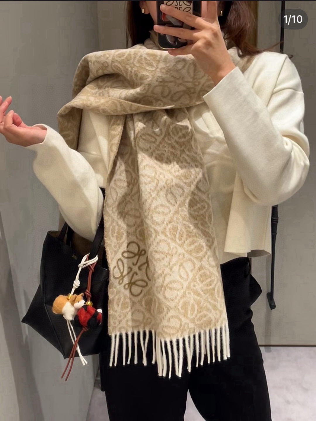 China Replica Loewe Scarf 50usd Only