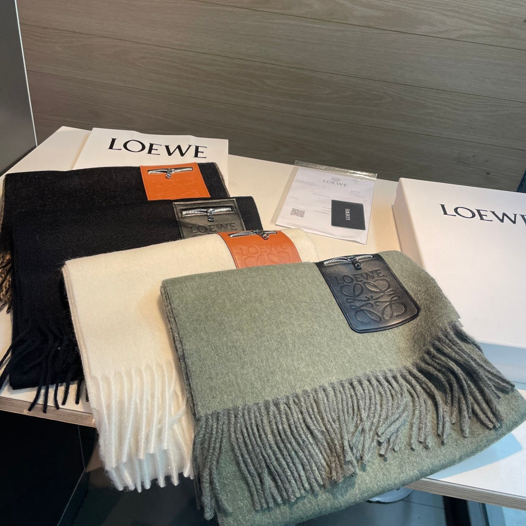 China Replica Loewe Scarf 60usd Only