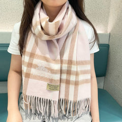 China Replica Burberry Scarf 40usd Only