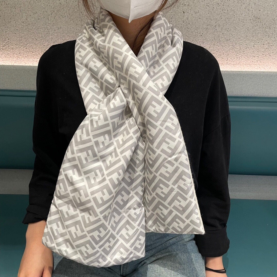 China Replica Fendi Scarf 46usd Only