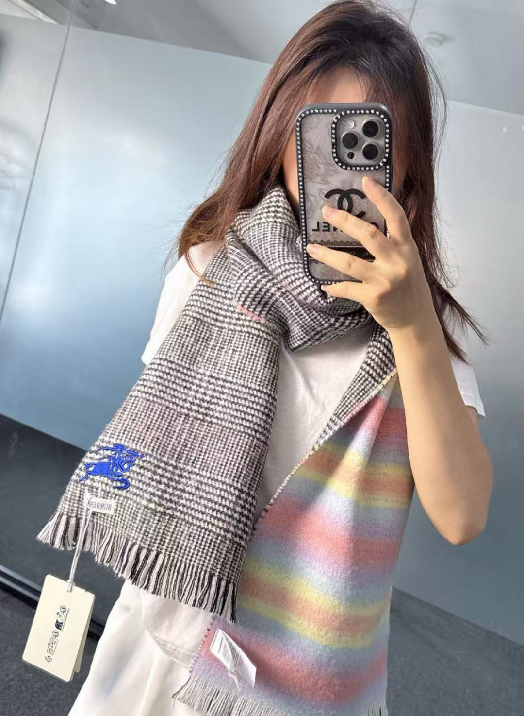 China Replica Burberry Scarf 62usd Only