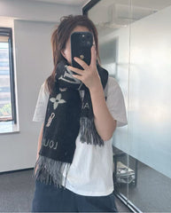 China Replica LV Scarf 58usd Only