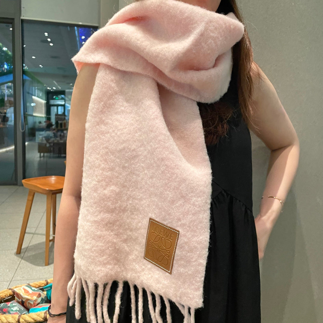 China Replica Gucci Scarf 52usd Only