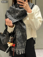 China Replica Loewe Scarf 50usd Only