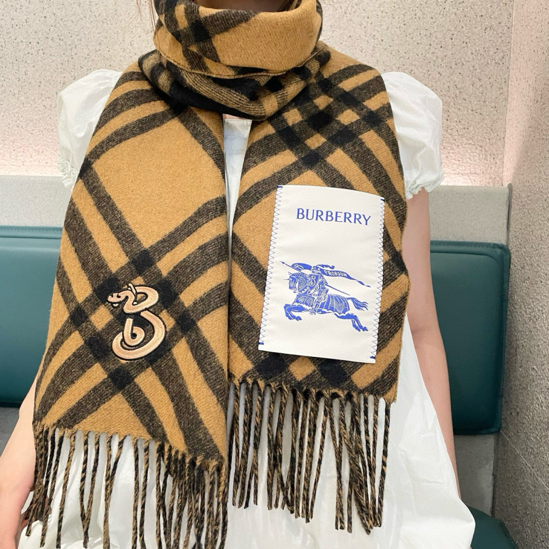 China Replica Burberry Scarf 58usd Only
