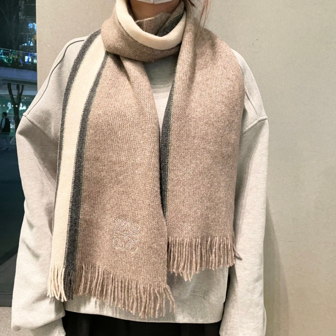 China Replica Loewe Scarf 48usd Only