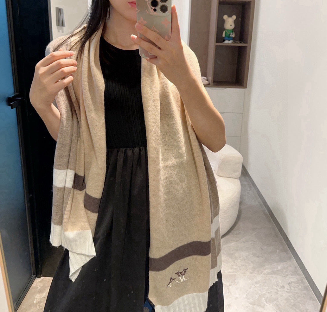 China Replica LV Scarf 60usd Only