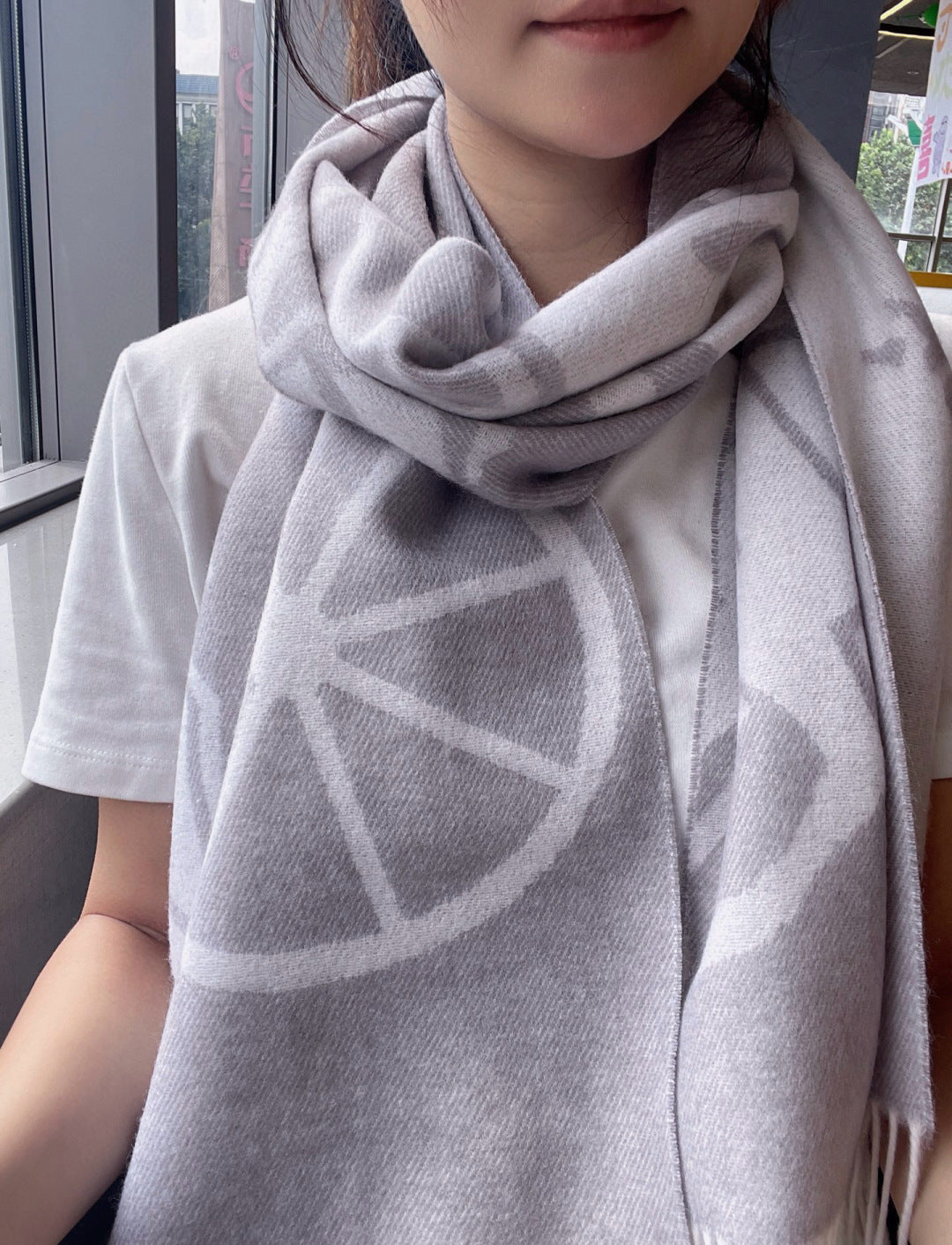 China Replica Hermes Scarf 50usd Only