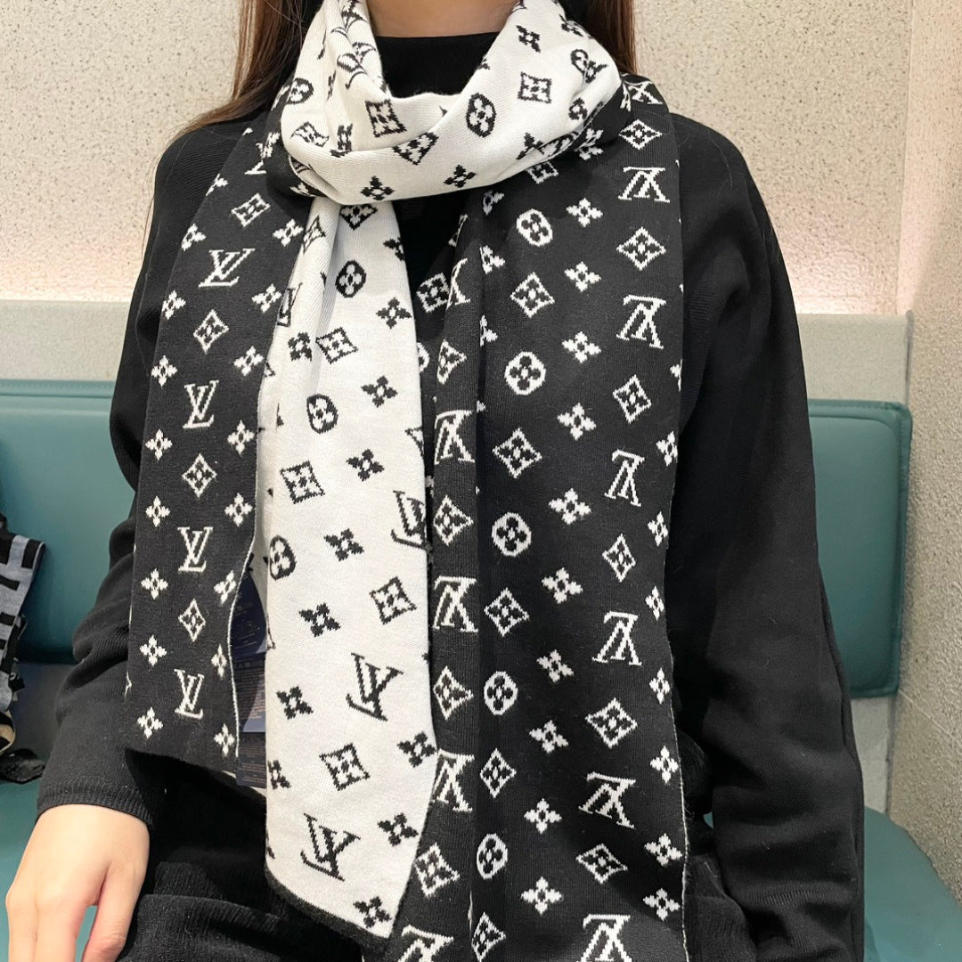 China Replica LV Scarf 48usd Only
