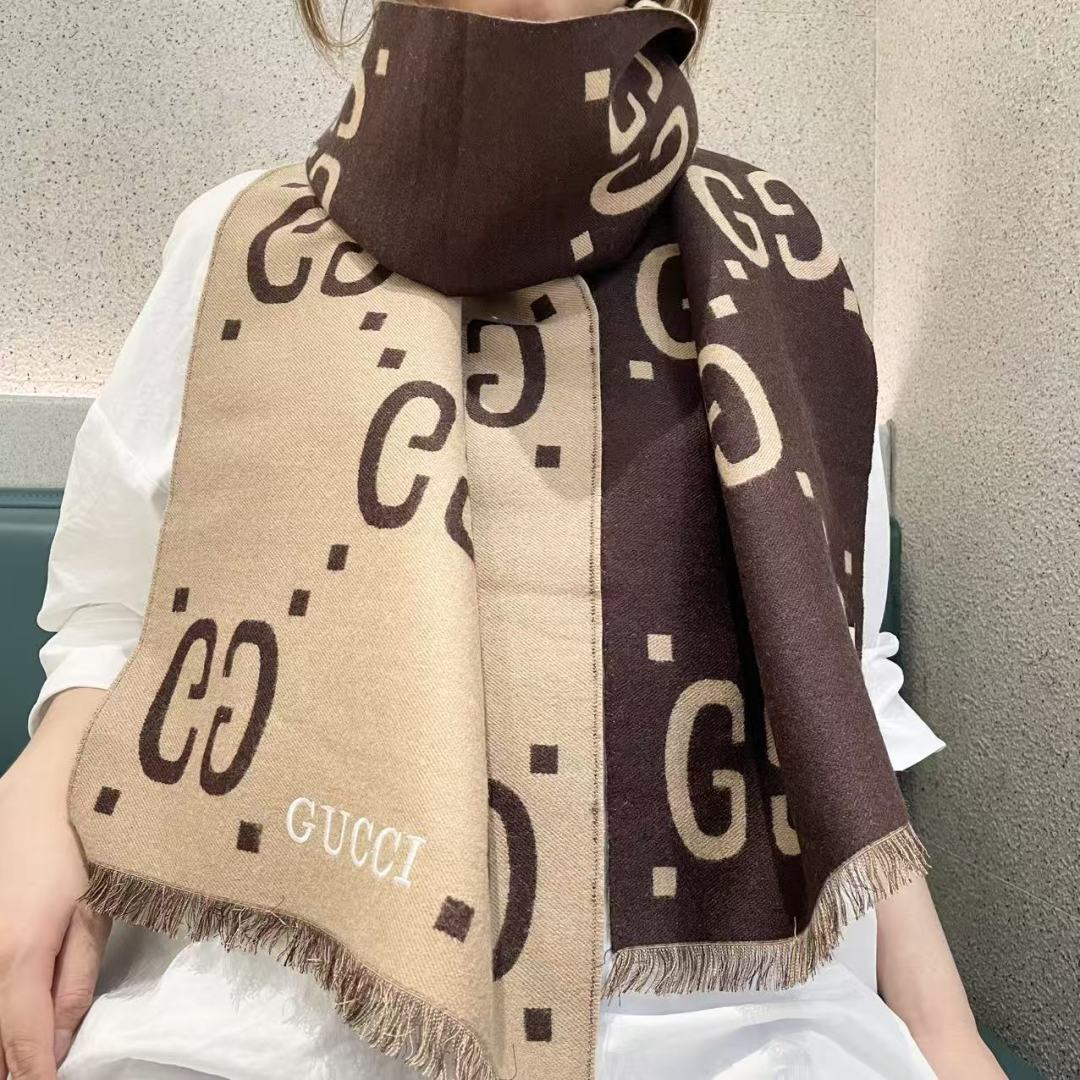 China Replica Gucci Scarf 44usd Only