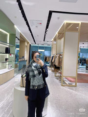 China Replica Burberry Scarf 54usd Only