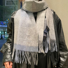 China Replica LV Scarf 48usd Only