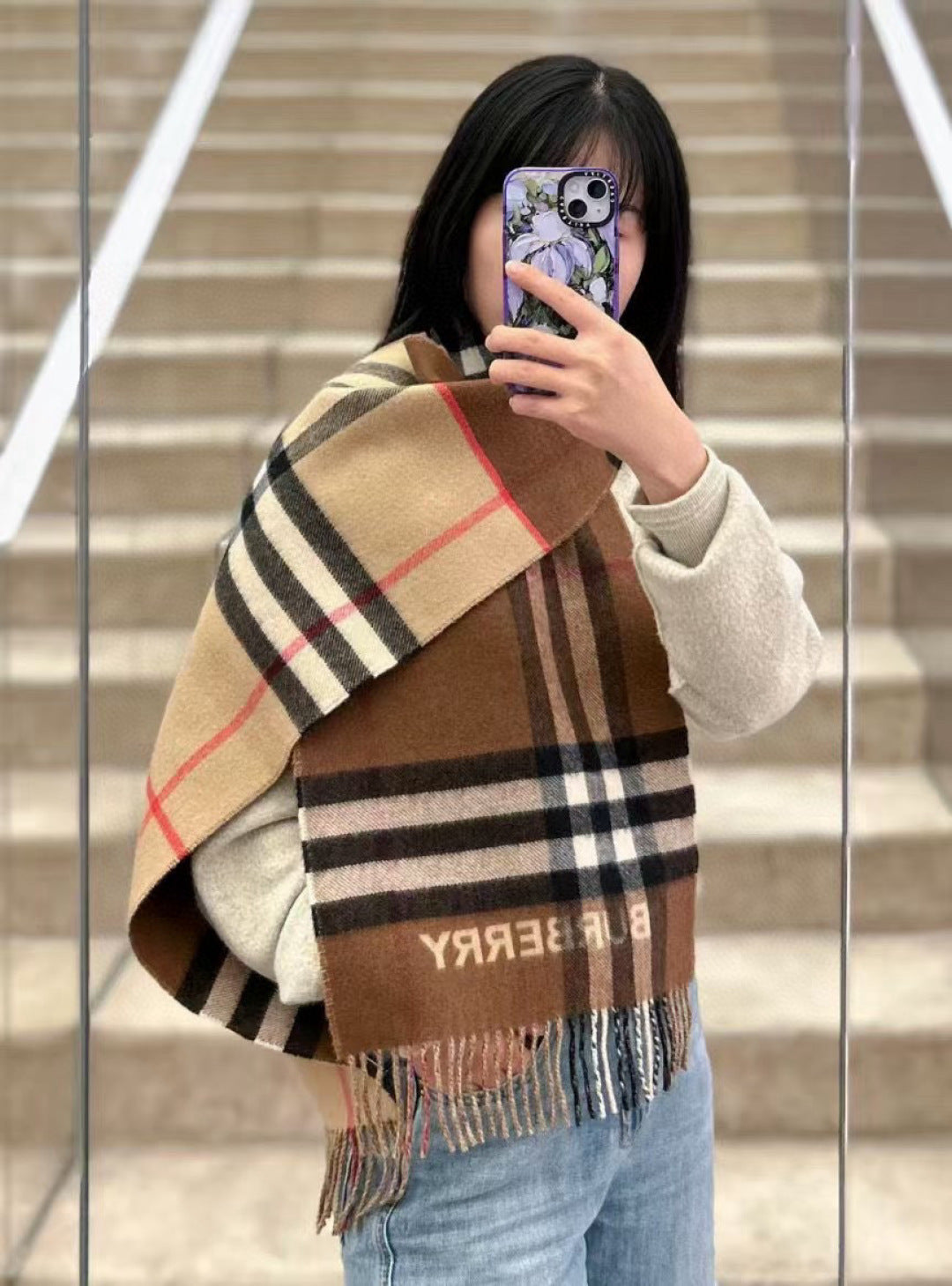China Replica Burberry Scarf 46usd Only
