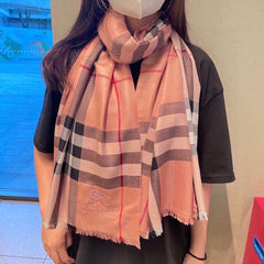 China Replica Burberry Scarf 56usd Only