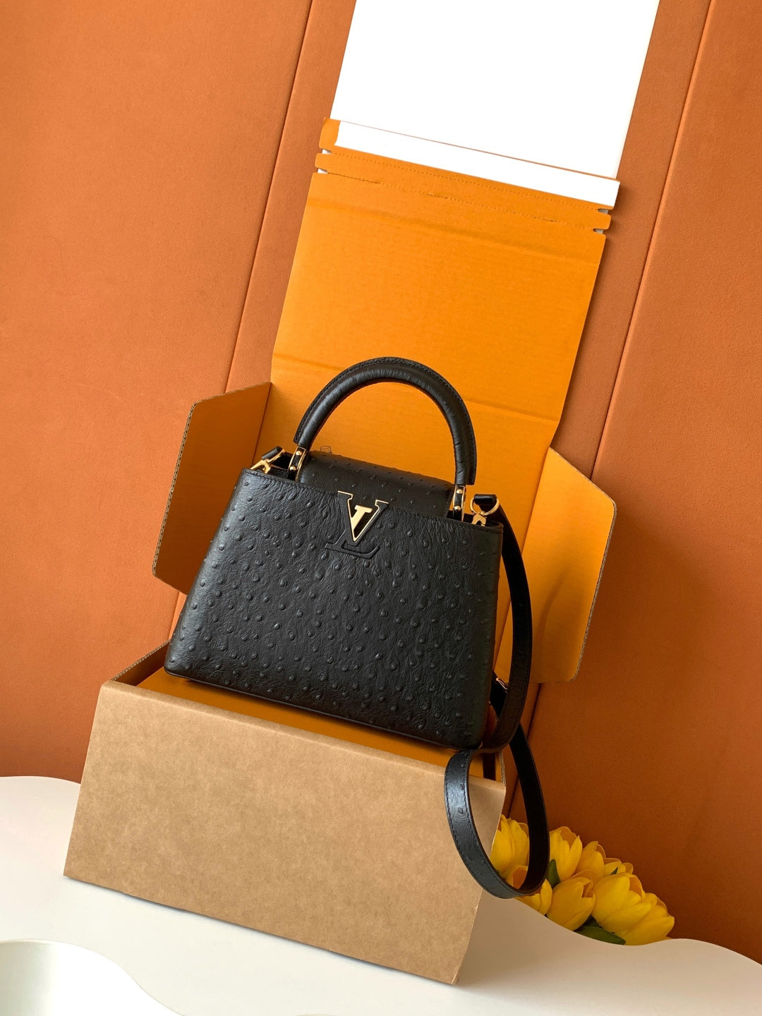 China Replica LV Handbags 495usd Only