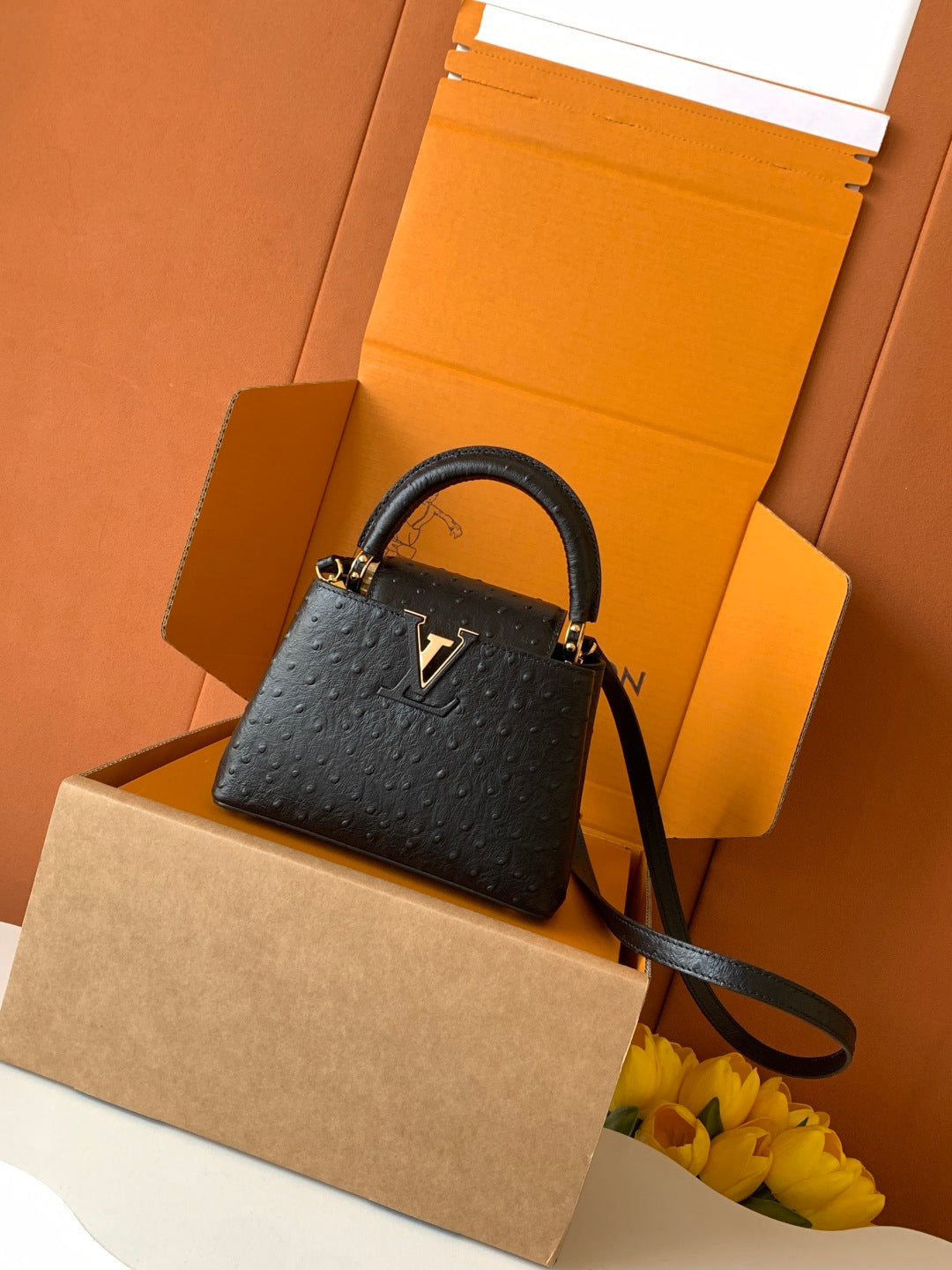 China Replica LV Handbags 429usd Only