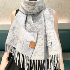 China Replica Loewe Scarf 44usd Only