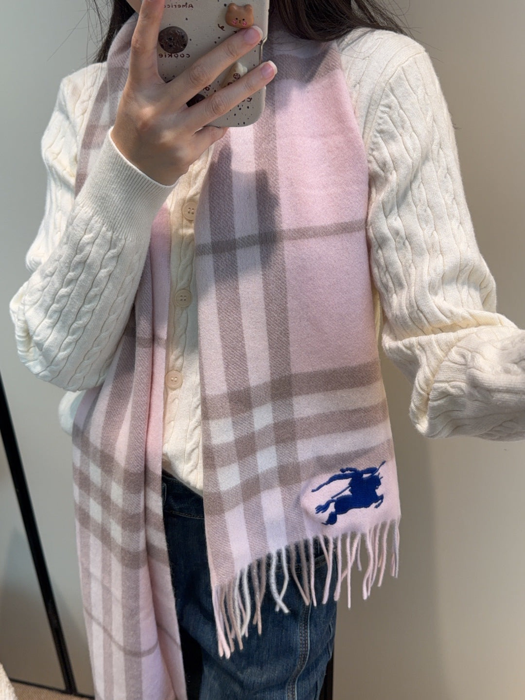 China Replica Burberry Scarf 46usd Only