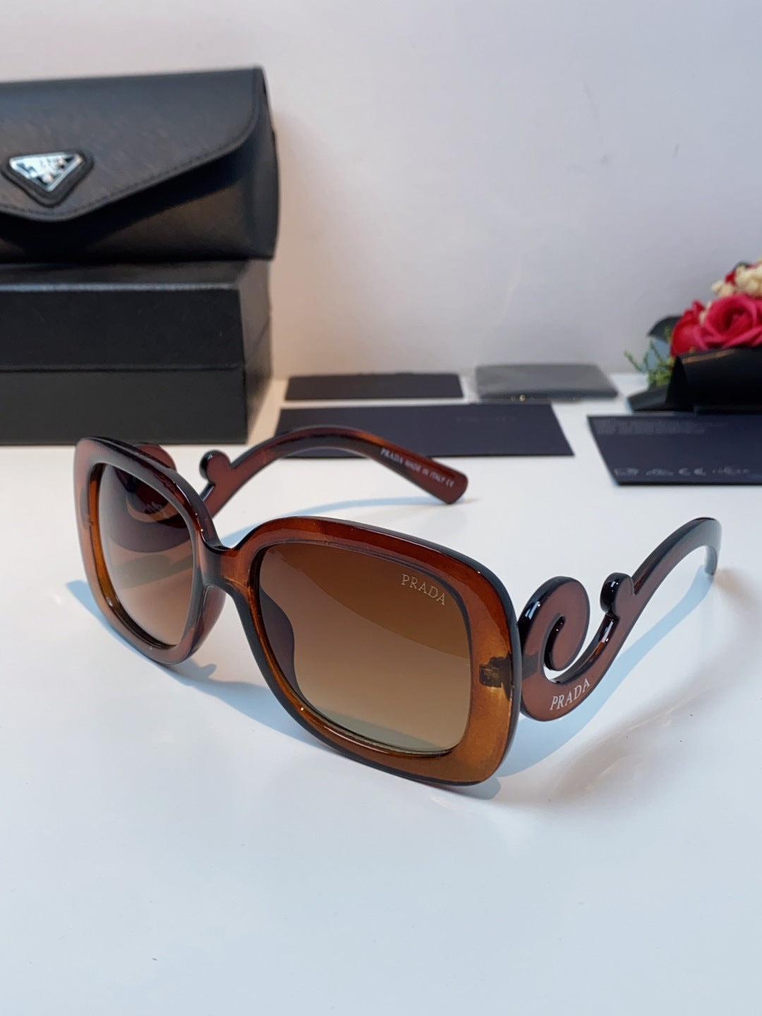 China Replica Prada Sunglasses 28usd Only