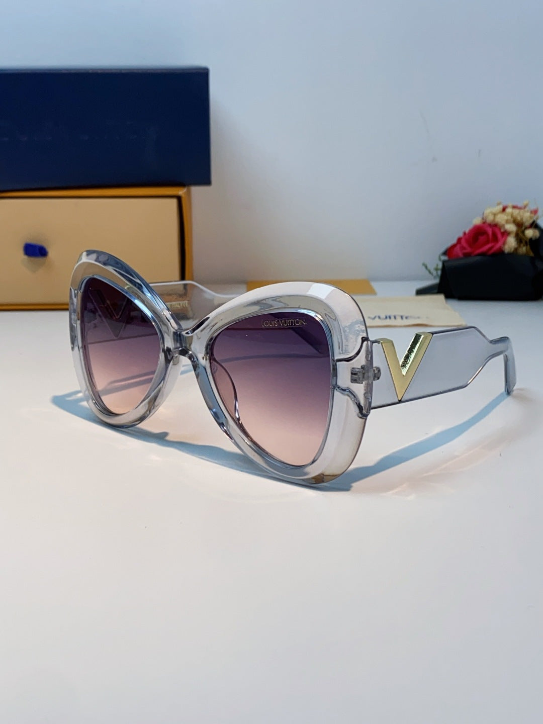 China Replica LV Sunglasses 34usd Only