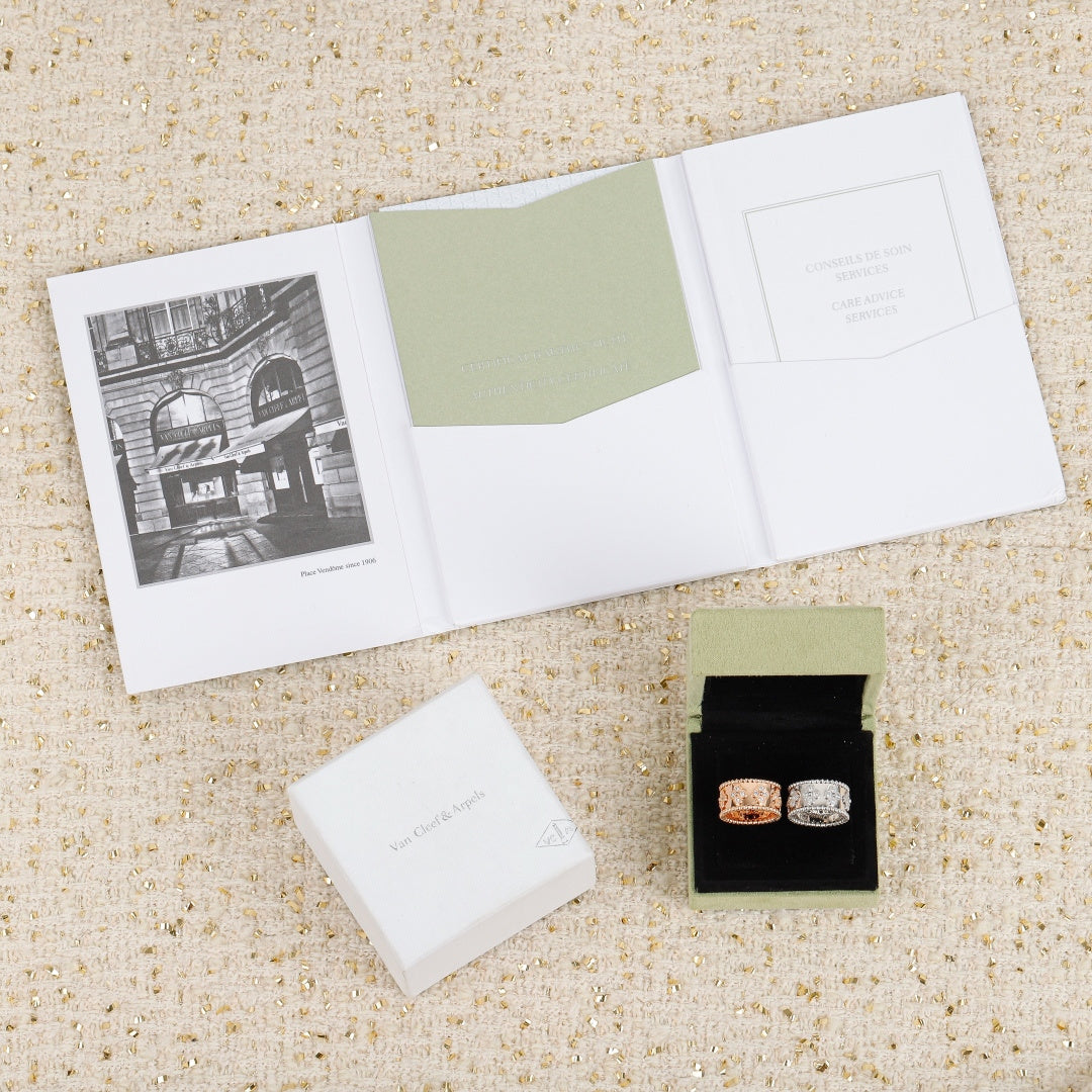 China Replica Van Cleef Arpels Rings 110usd Only