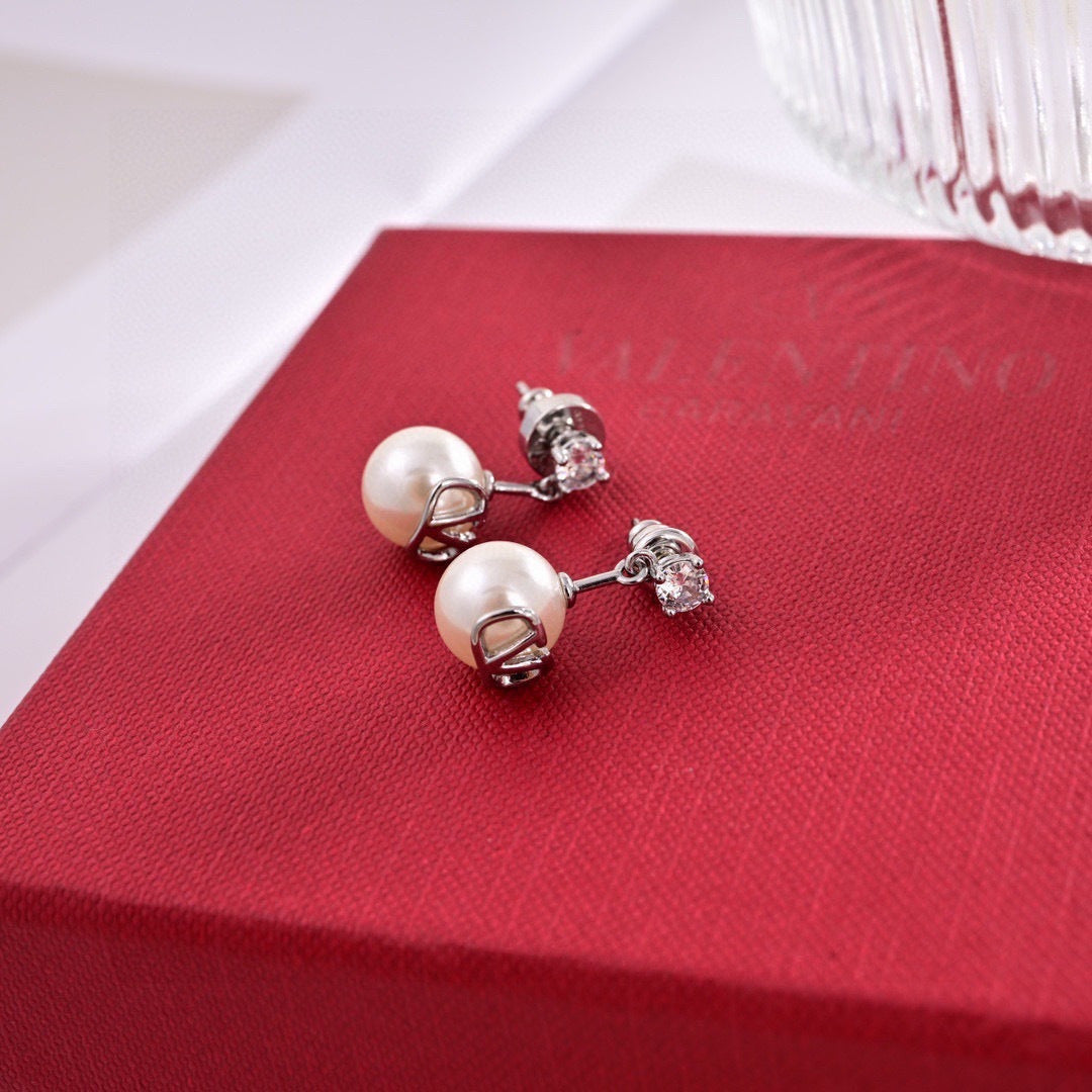 China Replica Valentino Earrings 22usd Only