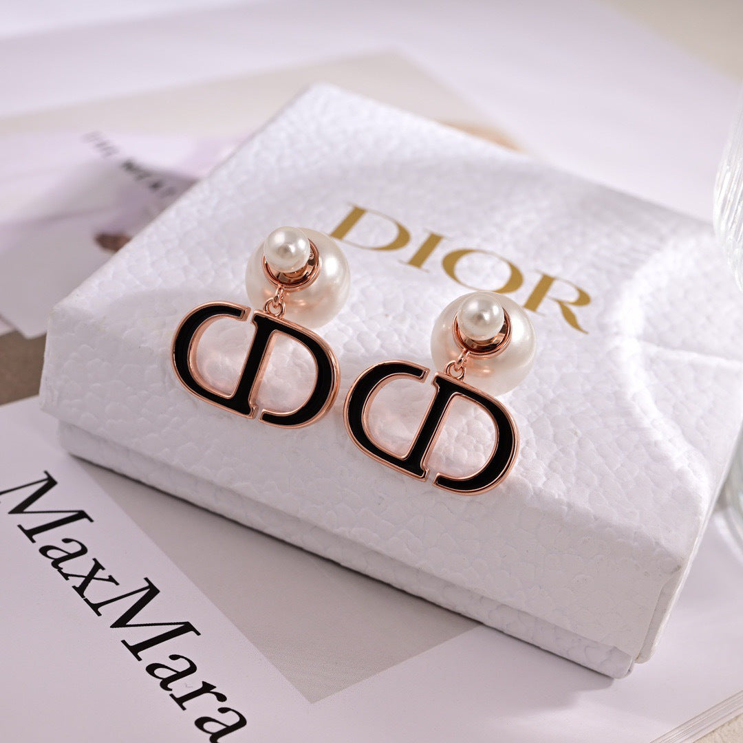 China Replica Dior Earrings 24usd Only