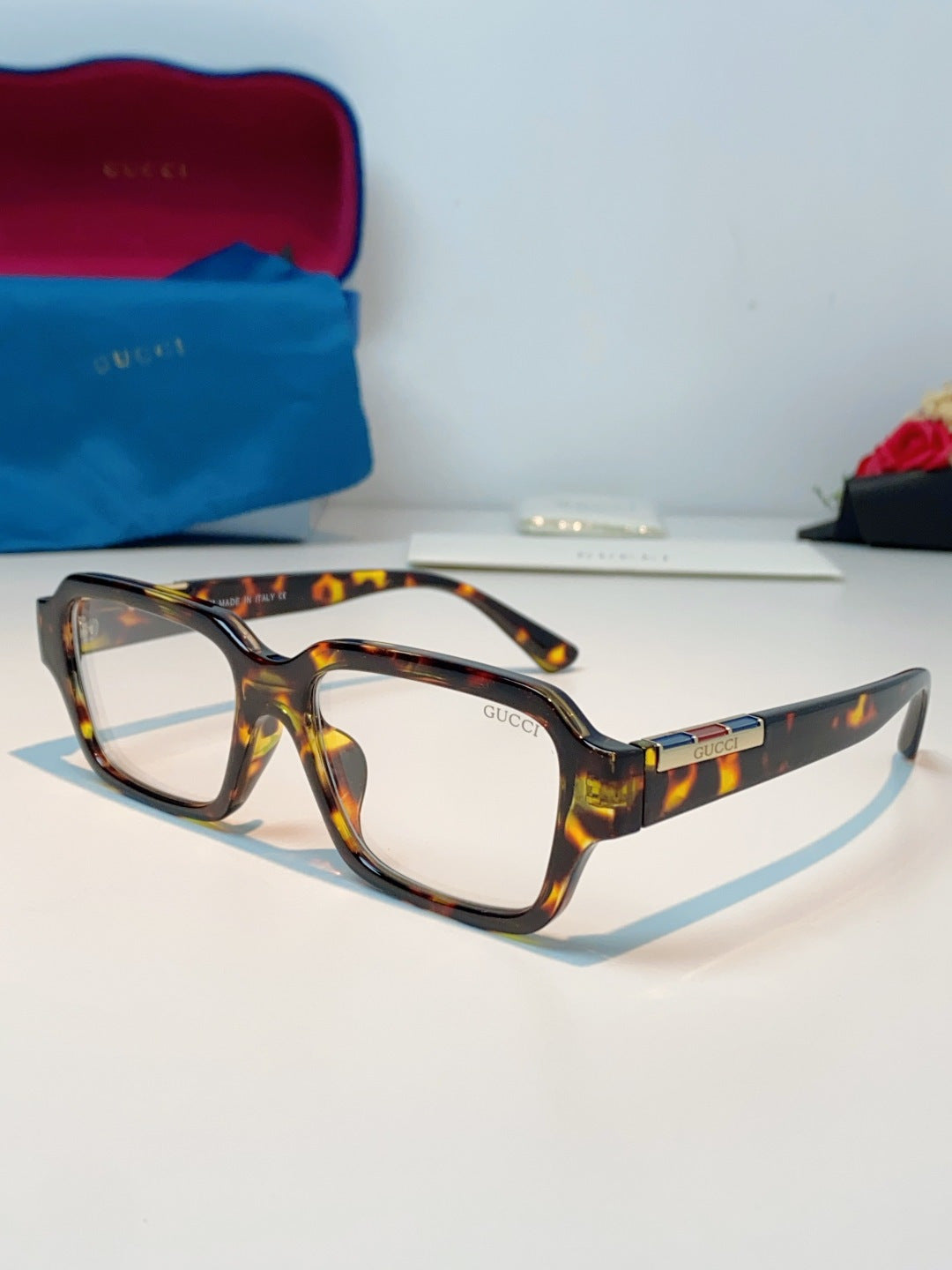 China Replica Gucci Sunglasses 32usd Only