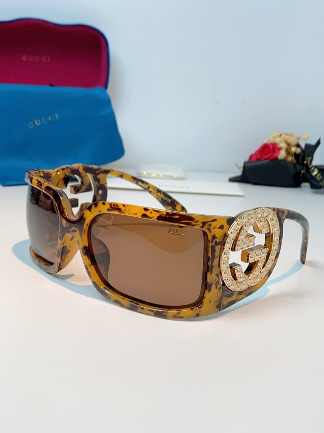 China Replica Gucci Sunglasses 38usd Only