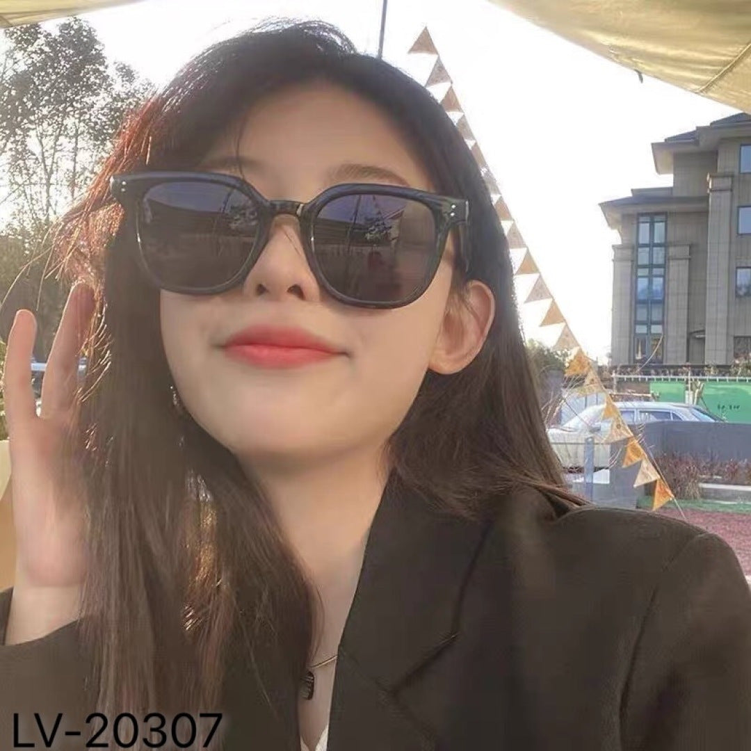 China Replica LV Sunglasses 32usd Only