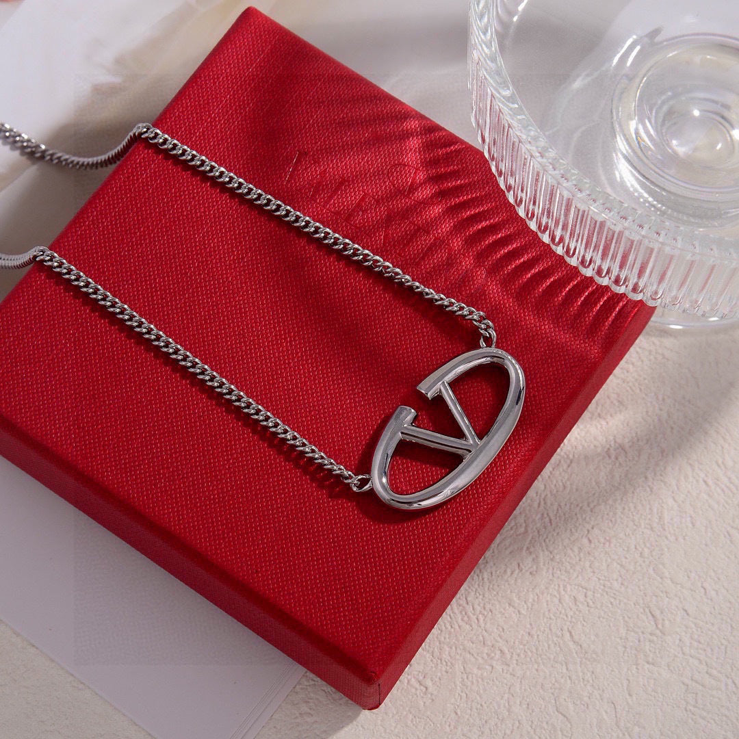 China Replica Valentino Necklaces 27usd Only
