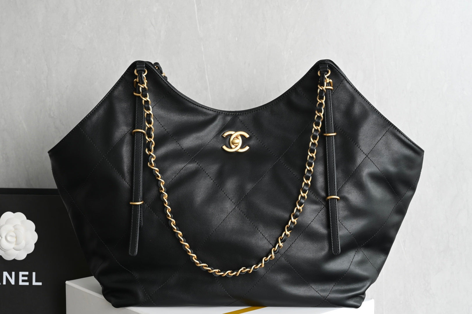 China Replica Chanel Handbags 384usd Only