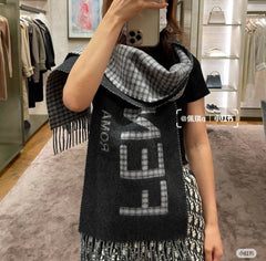 China Replica Fendi Scarf 38usd Only