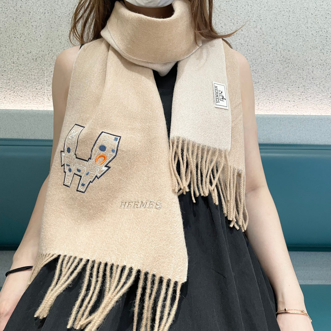 China Replica Hermes Scarf 48usd Only