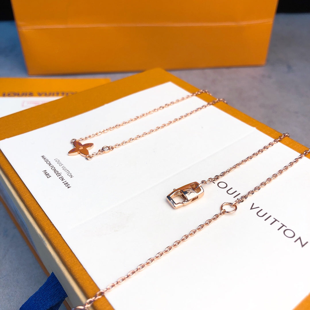 China Replica LV Necklaces 30usd Only
