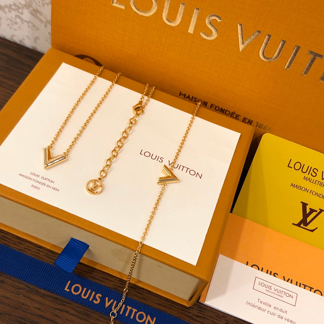 China Replica LV Bracelets 22usd Only