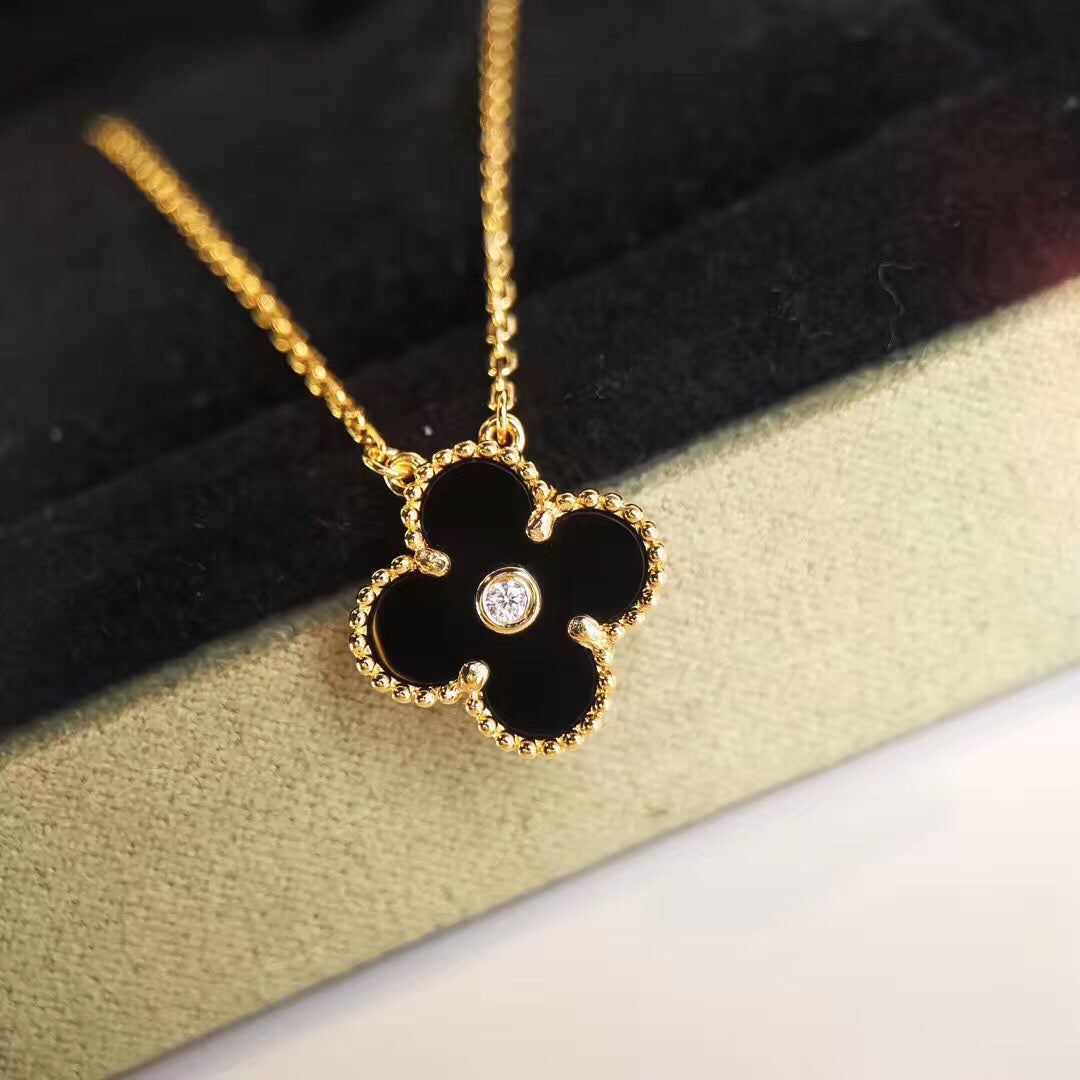 China Replica Van Cleef Arpels Necklaces 27usd Only